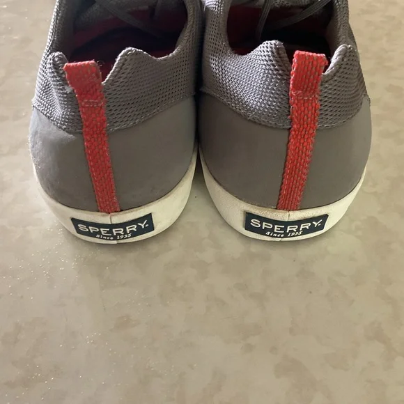 Sperry Gray and Red Men's Casual Shoes size 10.5 - Picture 2 of 5